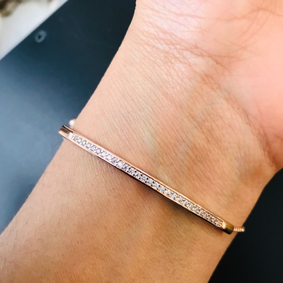 High quality Rose gold adjustable bracelet - Picture 3 of 6